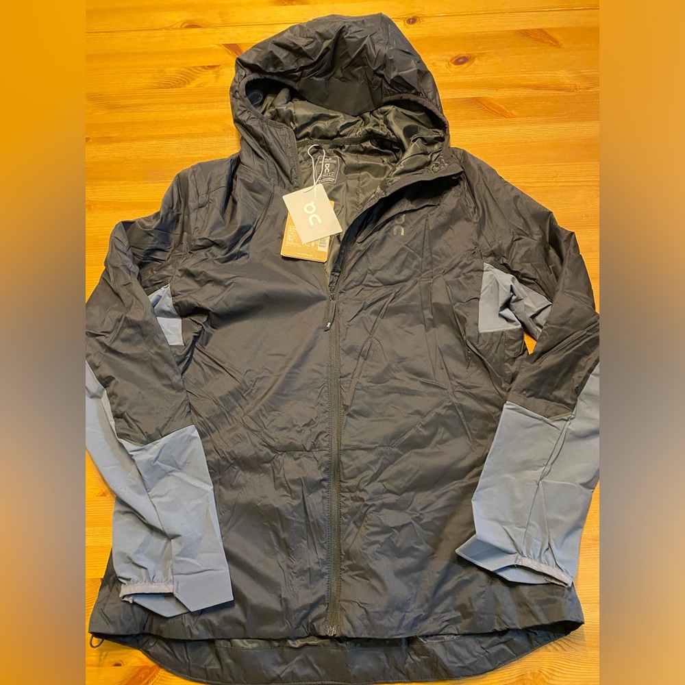NEW On Running Insulator Jacket Women Sz. L